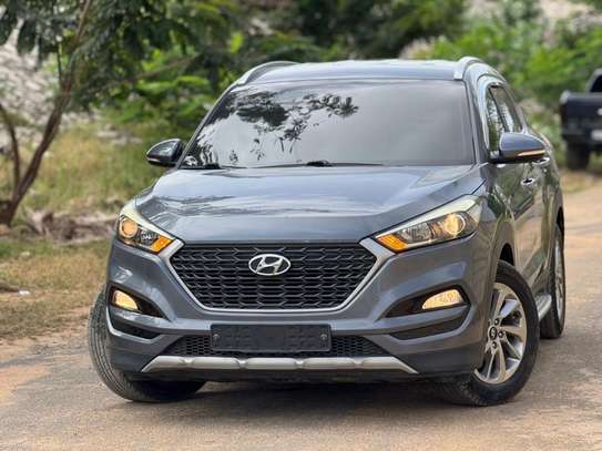 HYUNDAI TUCSON FULL OPTIONS image 2