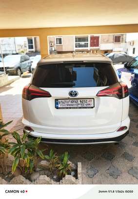 LOCATION TOYOTA RAV 4 HYBRIDE image 3