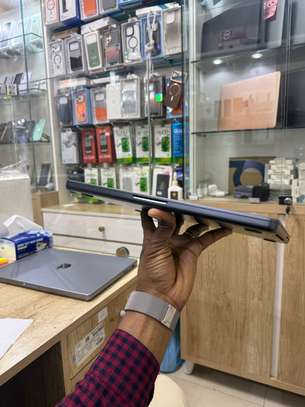 Macbook Pro 14" M3 Pro 1To RAM18 image 3