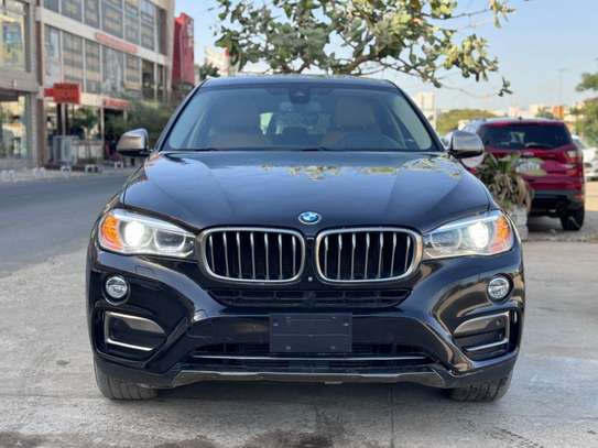 BMW x6 image 1