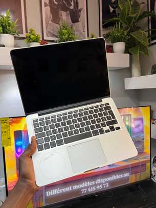 MacBook Pro 2015 image 2
