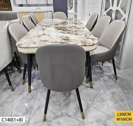 TABLE À MANGER C140 (1+8) - Gris/Beige image 1