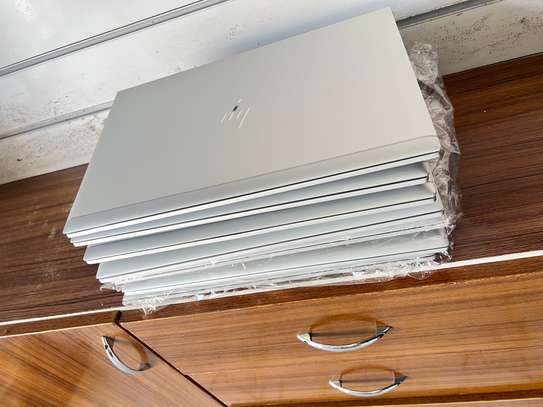 HP ELITEBOOK 850 G8 I7 11 TH GEN image 4