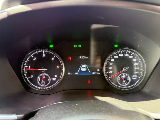 Hyundai Santafe 2020 image 10
