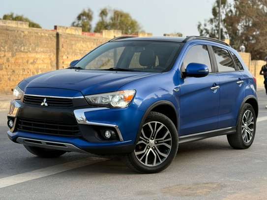 Mitsubishi rvr platinium image 4
