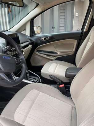 Ford Escort image 4