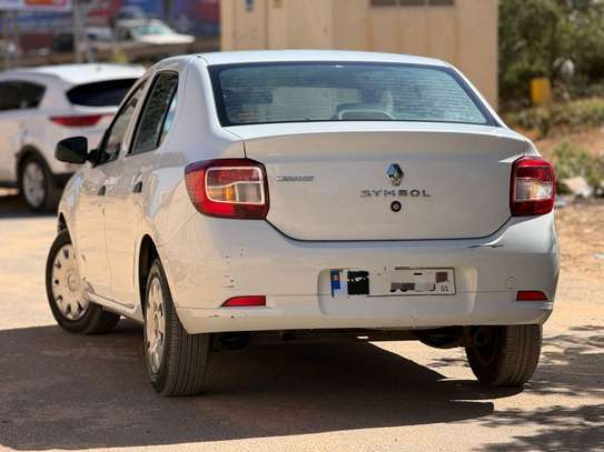 Renault symbol 2021 image 9