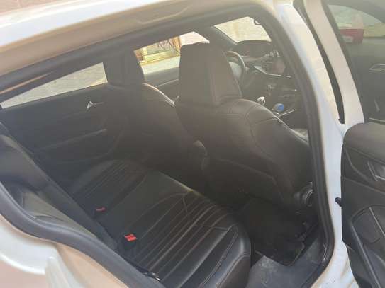 Peugeot 308 Gt-Line image 11