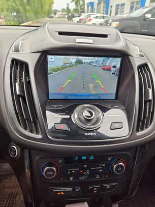 Ford Escape image 14