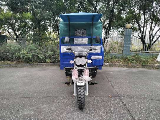 Tuktuk tuctuc image 3
