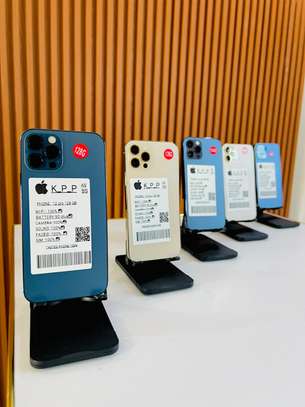 iPhone 12 Pro 128/256Go image 2