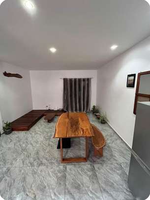 Chambre meublée à louer en colocation –  (Cité Batrain) image 2