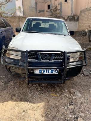 Nissan pickup image 11