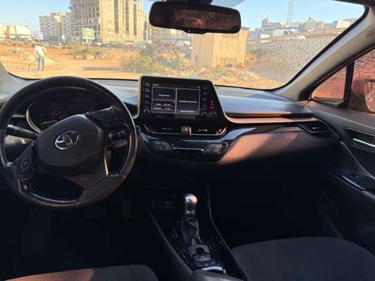 Toyota c-hr 2019 image 9
