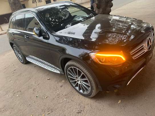 Mercedes-Benz GLC 300 2017 image 1