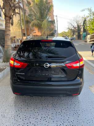 Nissan Qashqai 2016 image 12