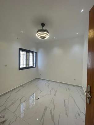 Appartement F4 Neuf à vendre aux Mamelles image 6