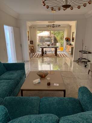 Maison meublée à louer mermoz image 2