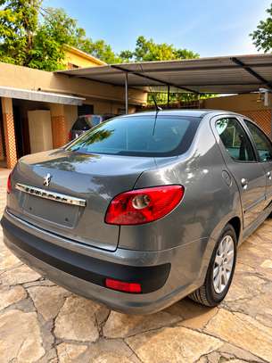 PEUGEOT 207 SEDAN | 2011 image 6