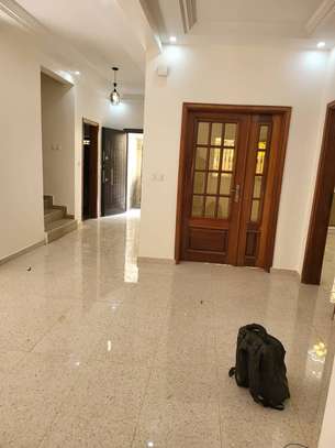 Belle villa lumineux a louer a Mermoz image 5
