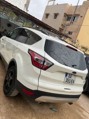 Ford escape 2017 image 2
