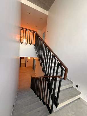 Duplex à louer aux Almadies image 3