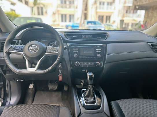 nissan rogue 2017 image 11