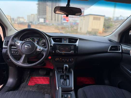 Nissan santra image 9