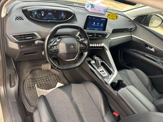 PEUGEOT 3008 2019 image 10
