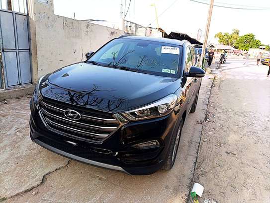 Hyundai Tucson full options image 1