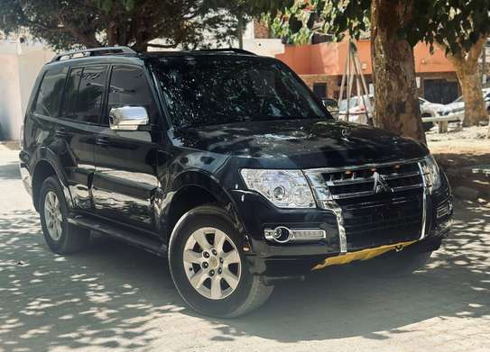 Mitsibushi Pajero Sport 2016 image 4
