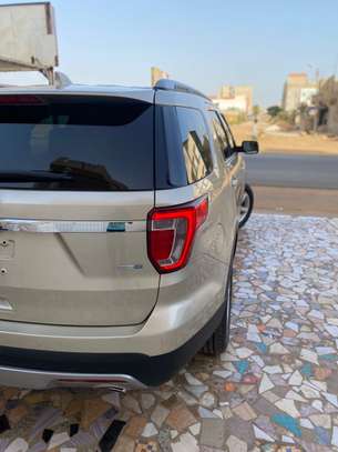 Ford Explorer XLT 2017 image 12