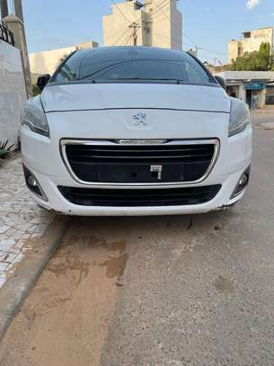 PEUGEOT 5008 2015 image 10
