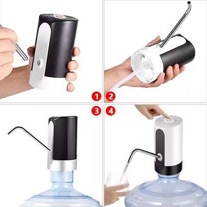 Pompe à eau électrique automatique Rechargeable image 2