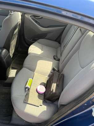 Je vend ma Hyundai Elantra 2016 Manuel essence image 1