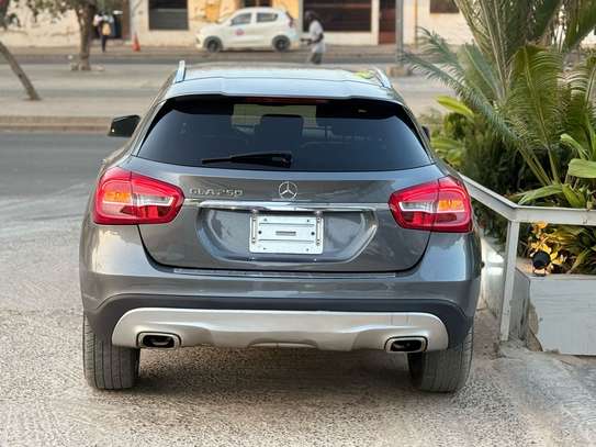 Mercedes GLA 250  2017 image 4