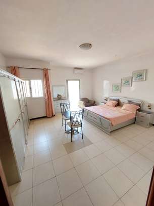 🏡 Appartements meublés vue mer–  Cité Poste Djily Mbaye image 2