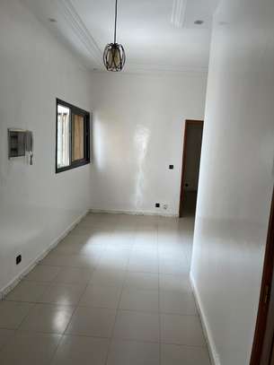 Bel appartement à Nord Foire (derrière la Boa) image 4