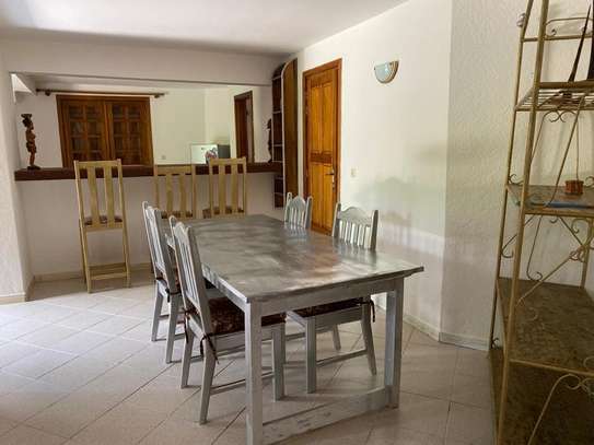 VENTE VILLA A SALY 4 PIECES AVEC PISCINE 313 m² image 1