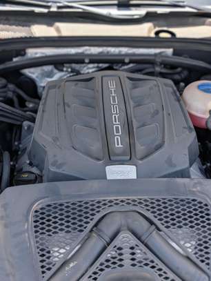 PORSCHE MACAN GTS image 4