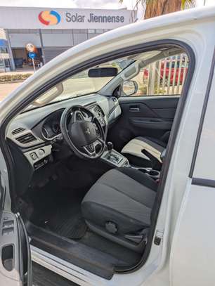 Mitsubishi L200 2020 image 3