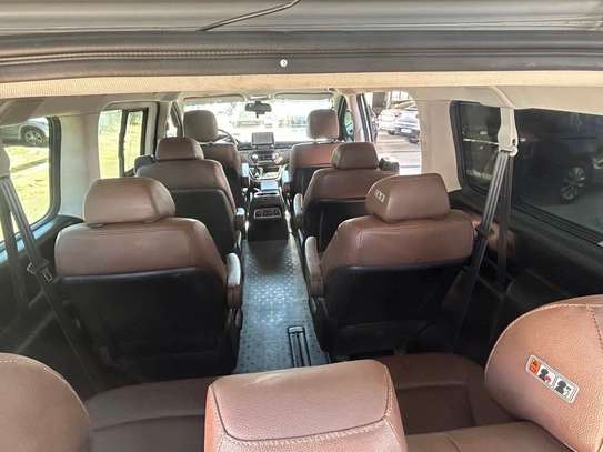 Hyundai Starex hors série 9 places Exclusive image 6