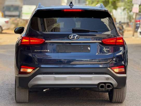 HYUNDAI SANTAFE 2018 image 8