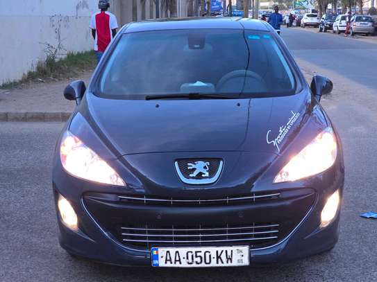 PEUGEOT 308 image 1