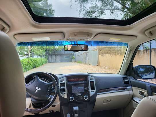 Pajero 3.8 GLS FULL OPTION image 4