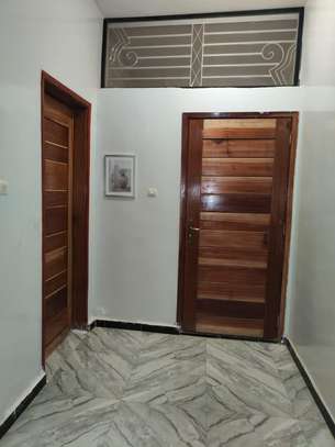 Appartements meublés climatisés à Thiès image 3