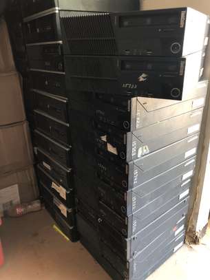 UC Lenovo thinkcentre  Core i5/4g (sans disk) image 5