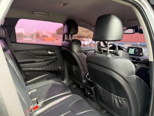 Hyundai Santafe 2019 image 10