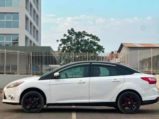 Ford focus image 8