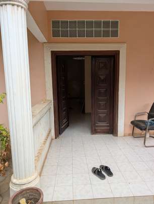 Maison 320m2 angle a vendre au virage image 5